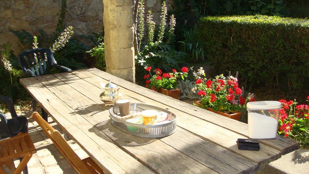 Le Richelieu Uzes Ngoại thất bức ảnh