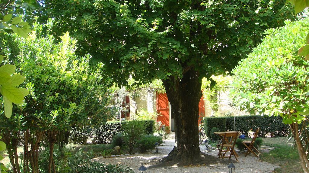 Le Richelieu Uzes Ngoại thất bức ảnh